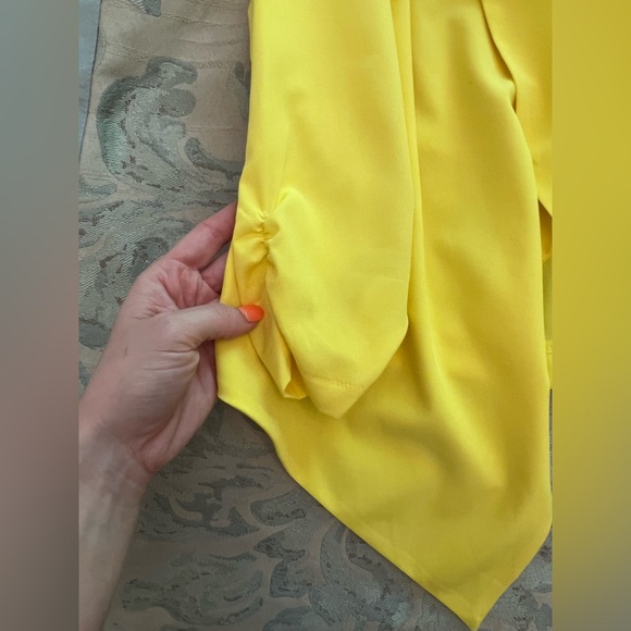 Yellow Women’s Blazer | Summer Work Wear - Picture 3 of 4